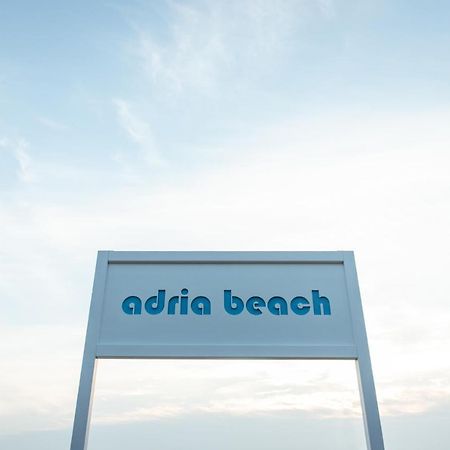 Adria Beach Hotel อัลบา อาดริอาติกา ภายนอก รูปภาพ